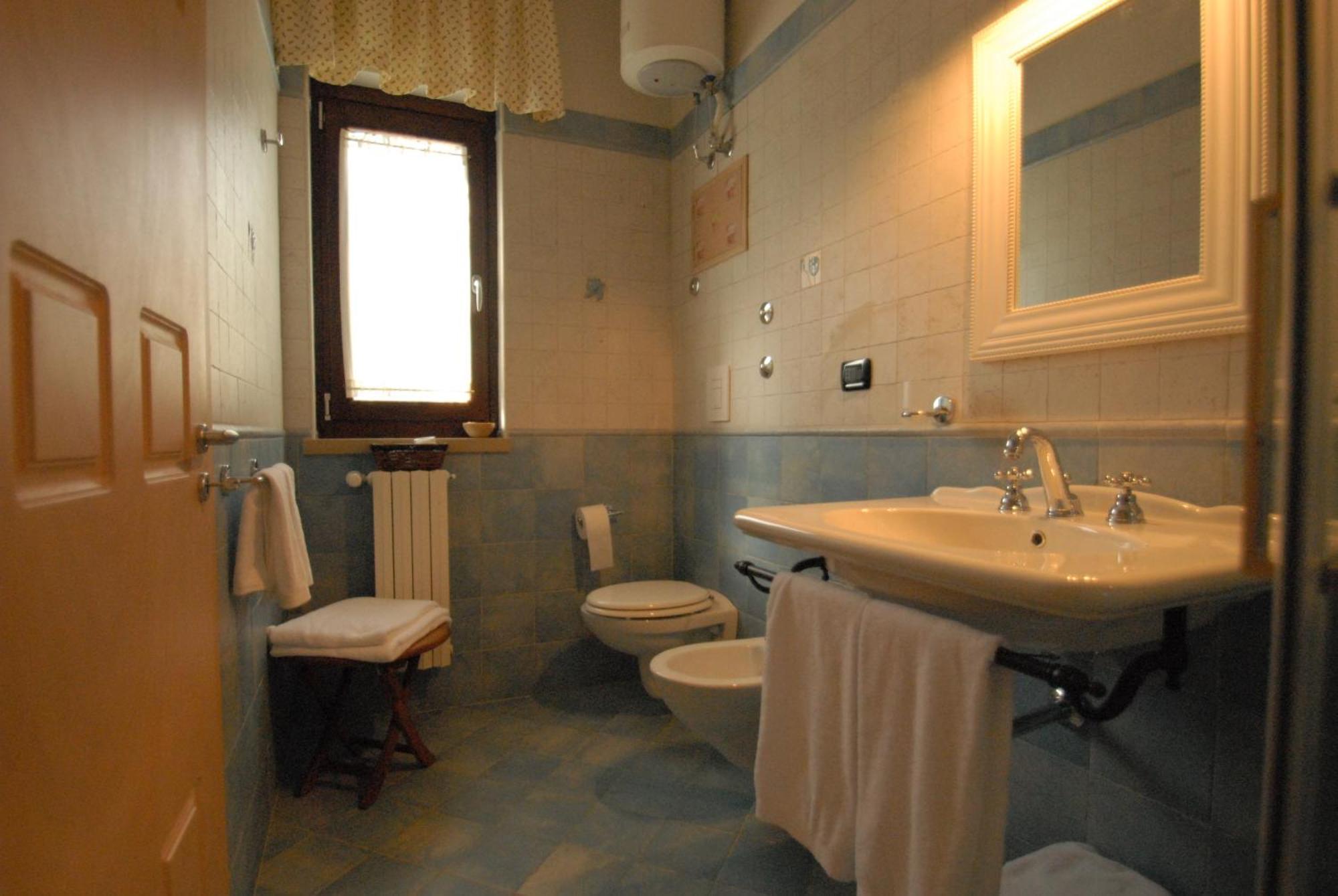 Il Giardino Del Te Hotel Barletta Luaran gambar