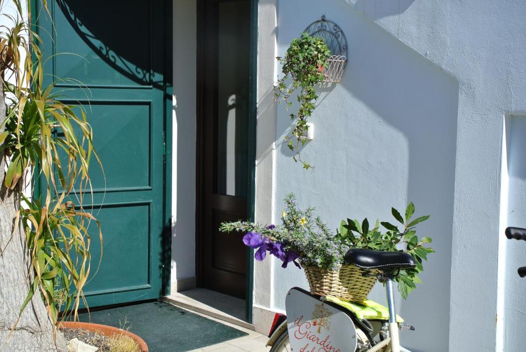 Il Giardino Del Te Hotel Barletta Luaran gambar